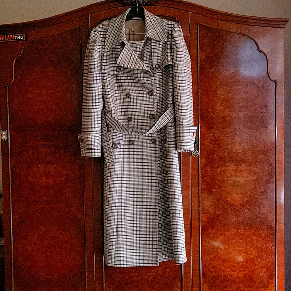 MICHAEL KORS COLLECTION TRENCH COAT. - Picture 4 of 4